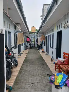 Dijual Kontrakan 9 Pintu dan 2 kios