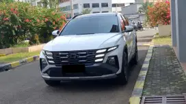 Km 3 rb hyundai tucson hybrid 2024 pakai 2025 putih cash kredit bisa