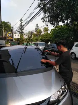 Dealer resmi kaca film mobil harga murah