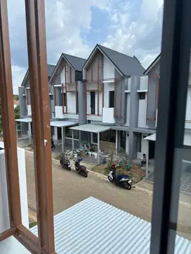RUMAH NYAMAN SIAP HUNI CLUSTER YUTHICA BSD