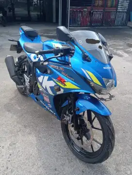 Suzuki GSX R150 Keyless Tahun 2018 Pajak Hidup Full Orisinil 150 R