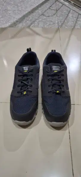 Sepatu Safety Jogger Ligero Navy