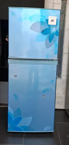 Dijual Kulkas Sharp Bekas 2 Pintu