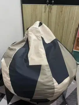 Bean bag kualitas masih bagus bahan bagus
