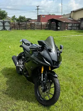 Yamaha R15 V4 Connection