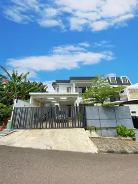 Modern House Dengan Pool Dalam Komplek Strategis dekat MRT Lebak Bulus