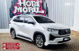 INNOVA ZENIX Q 2.0 HYBRID MODELISTA