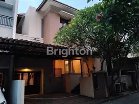 Rumah Furnished di Pejaten Pasar Minggu Jaksel Bangunan 2 Lantai