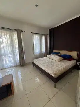 DISEWAKAN RUMAH DI DELATINOS RAPIH SIAP HUNI FULLY FURNISHED