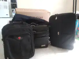 Dijual tas koper ukuran sedang  (ada 4 pcs)