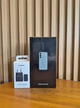 FREE ADAPTOR ORI! SAMSUNG S24FE 8/512 SEGEL GARANSI SEIN 1 TAHUN SEIN