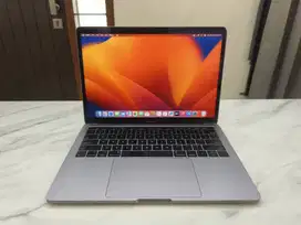 Macbook Pro 13in 2018 Touchbar WARRANTY