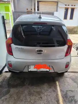 KIA Picanto SE 1.2 MT [2012]