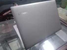 Laptop lenovo AMD