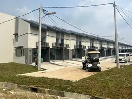 Artzy rolling hills karawang