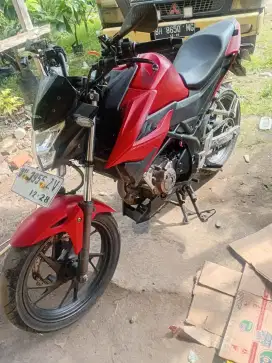 Honda CB150r 2018 v3