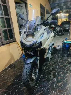 Adv 160 abs mate brown km dibawah 3000