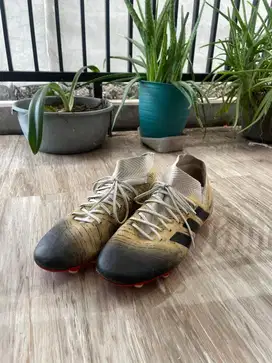Sepatu bola adidas nemeziz 18.3 fg