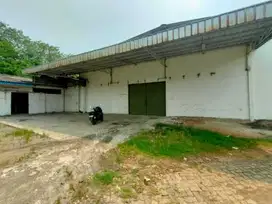 Tanah & Bangunan ex pabrik Pasarkemis Sindangsari Kondisi Bagus
