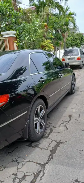 Honda Accord 2004 Bensin