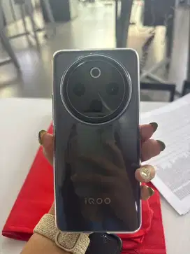 IQOO Z10 12/512GB