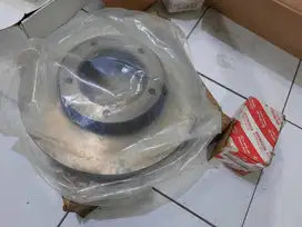 Disc Brake Depan TOYOTA LAND CRUISER VX100 / LC100