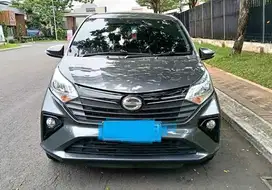Tdp 10Jutaan Daihatsu New Sigra R MT Spion Lipat