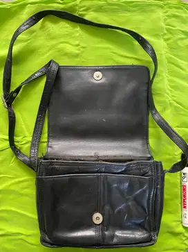 SLING BAG – MARK & SPENCER – ST MICHAEL - GENUINE LEATHER - PRELOVED