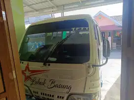 Minibus elf isuzu tahun 2008