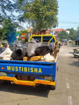 Jasa angkut & buang brangkal puing barangkal sampah daun prabotan dll