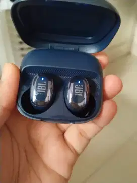Jual Earphone JBL Live free 2 second
