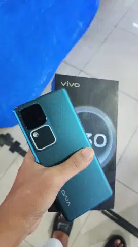 Vivo v30 5g 8/256gb fullset