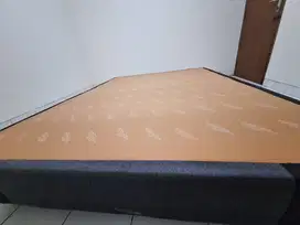 Dipan Divan Box Tanpa Sandaran Merk Comforta