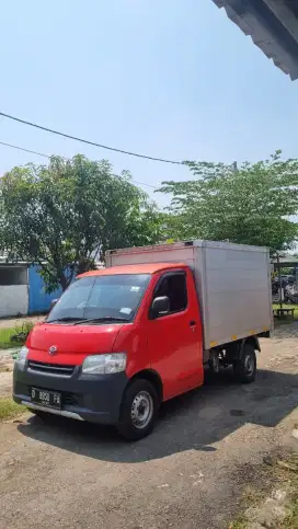 Daihatsu Granmax Box 1500cc tahun 2017 AC/PS