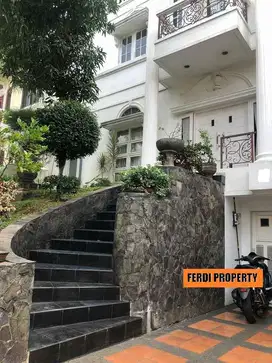Jual Rumah Klasik Dalam Cluster Citra Gran Cibubur