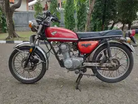Jual santai Honda CB 100 tahun 1972