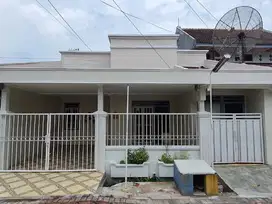 Rumah Sutorejo Timur SIAP HUNI Baru Renov