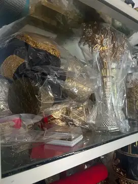 dijual barang2 bekas sanggar rias pengantin