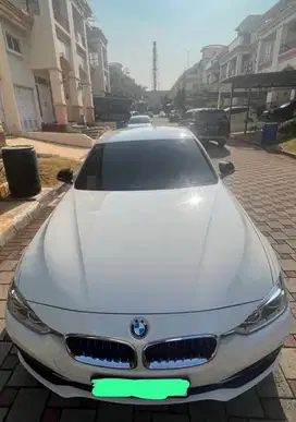 BMW 320i 2018 Hybrid
