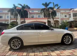 BMW 320i 2018 Hybrid