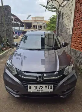 hrv e cvt 2015 low km