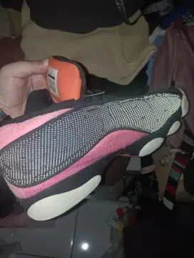 Sepatu basket wanita jordan