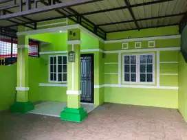 Rumah Cantik dalam Komplek daerah Katamso tikun Bebas Banjir Aman
