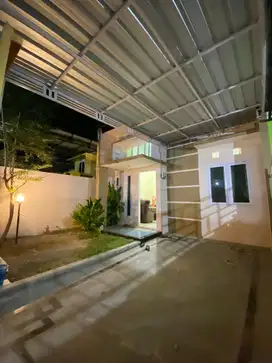 JUAL RUMAH MODERN FULL FURNISHED DI SENTUL KOTA BLITAR