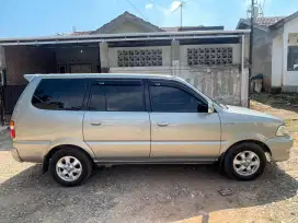 Di jual kijang LGX 2004 1.8 EFI