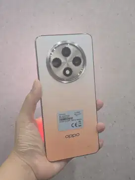 Second Oppo Reno 12F 5G 12+12/256GB ex display garansi Sept 2025 3.5jt