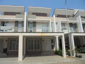 Dijual Rumah Green Puri 6x15m 2 Lantai Hadap Timur, Cengkareng