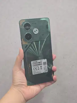 Second Tecno Pova 6 8+8/256GB ex display garansi Juli 2025 2.2jt