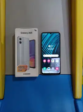 Samsung a05 ram 4/64 minus pemakaian fullset 
Jual 900 nepis