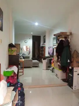 Di jual cepat rumah green garden jakarta barat